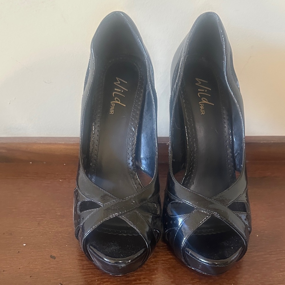 Wild Pair Glossy Black Crisscross Heels
